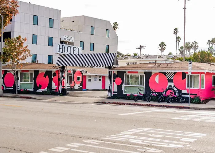 Santa Monica Hotel